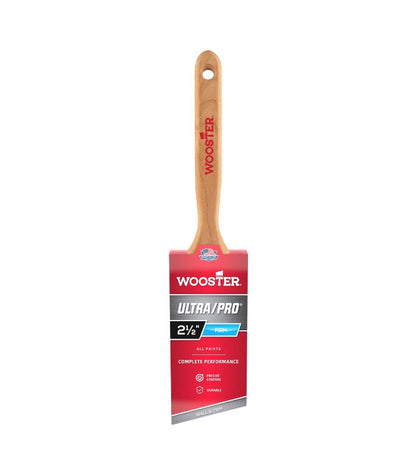 Wooster Ultra Pro - Firm Lindbeck - Angled Sash Paint Brush - 2.5 Inch