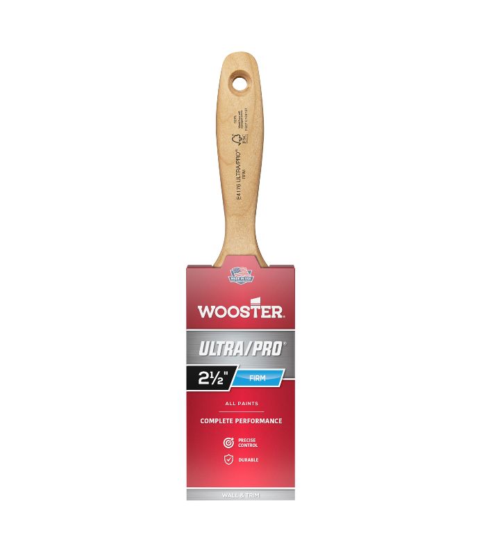 Wooster Ultra Pro - Firm Stable - Varnish Paint Brush - 2.5 Inch